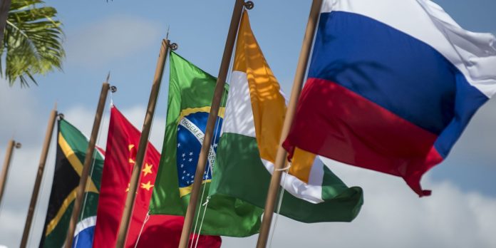 aa_923609-brics_1.jpg