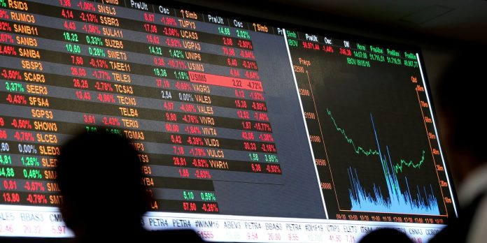 2020-03-11t154713z_1_lynxmpeg2a1pf_rtroptp_4_bovespa-manh.jpg